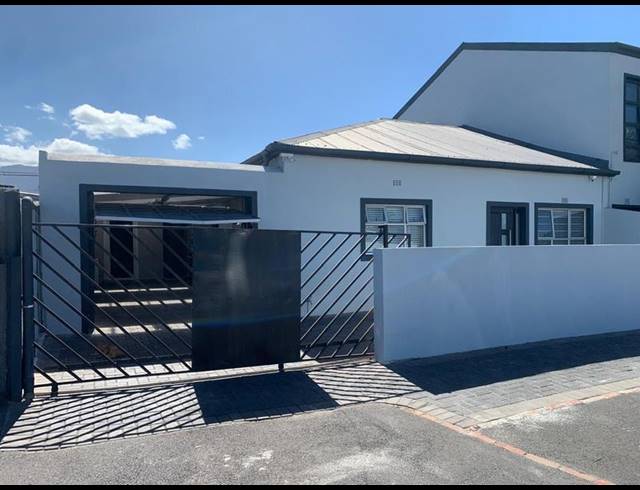 5 BEDROOM HOUSE FOR SALE IN ATHLONE